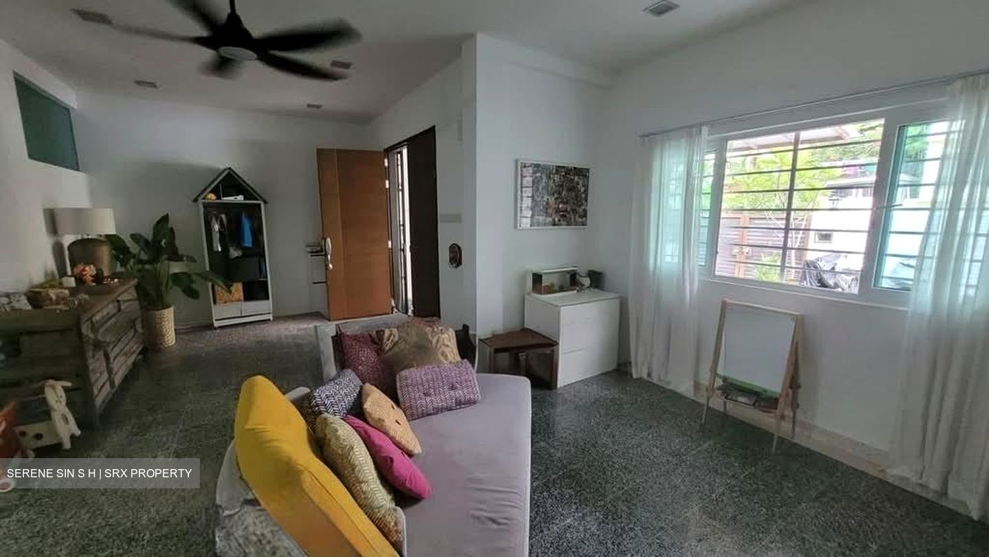 Upper Serangoon Road (D19), Terrace #587265521